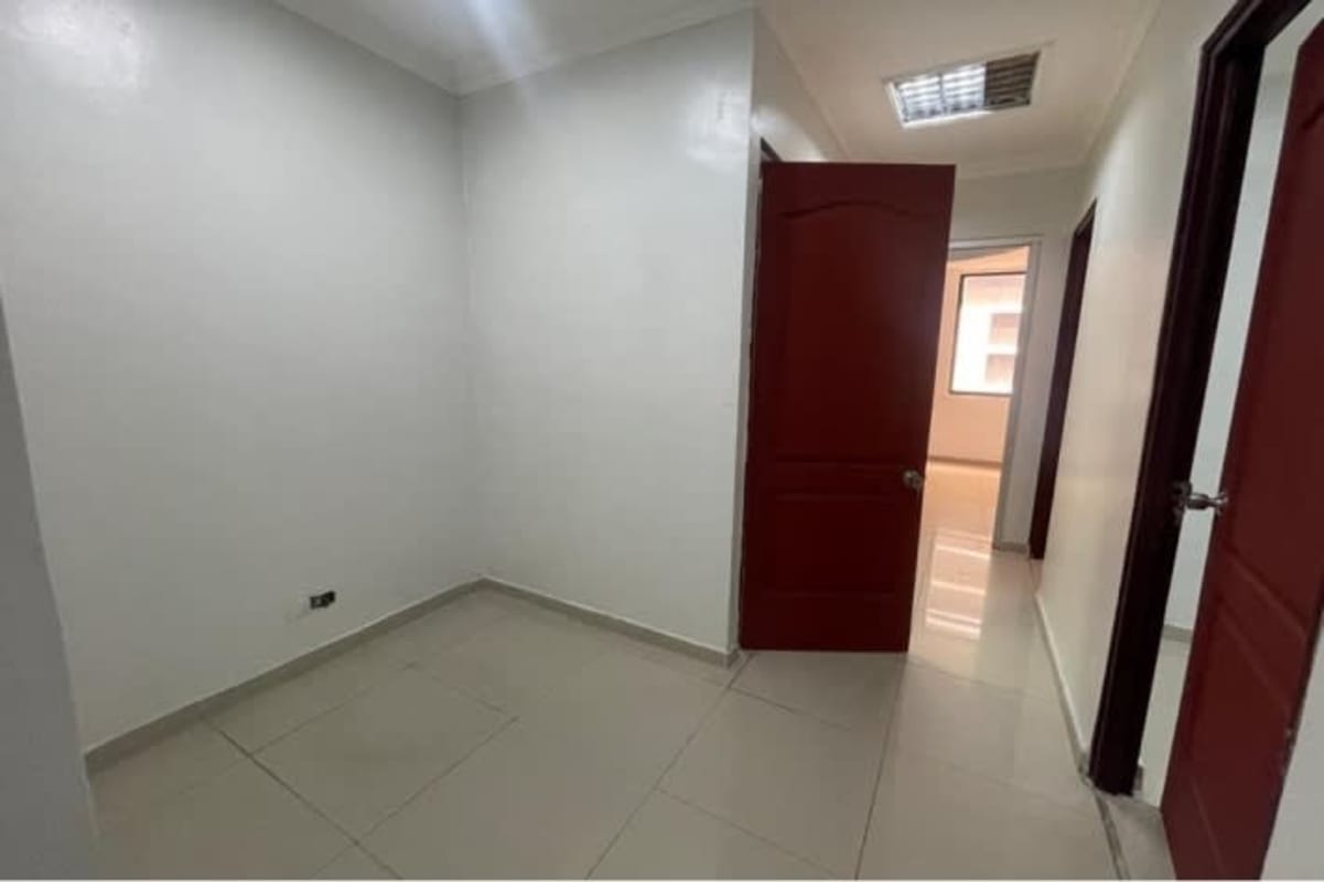 Office space with natural light at PH BICSA Financial Center Panama