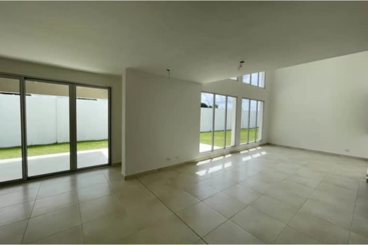 Elegant two-story residence with balconies and large windows PH Villa Sur Costa Sur Panama City