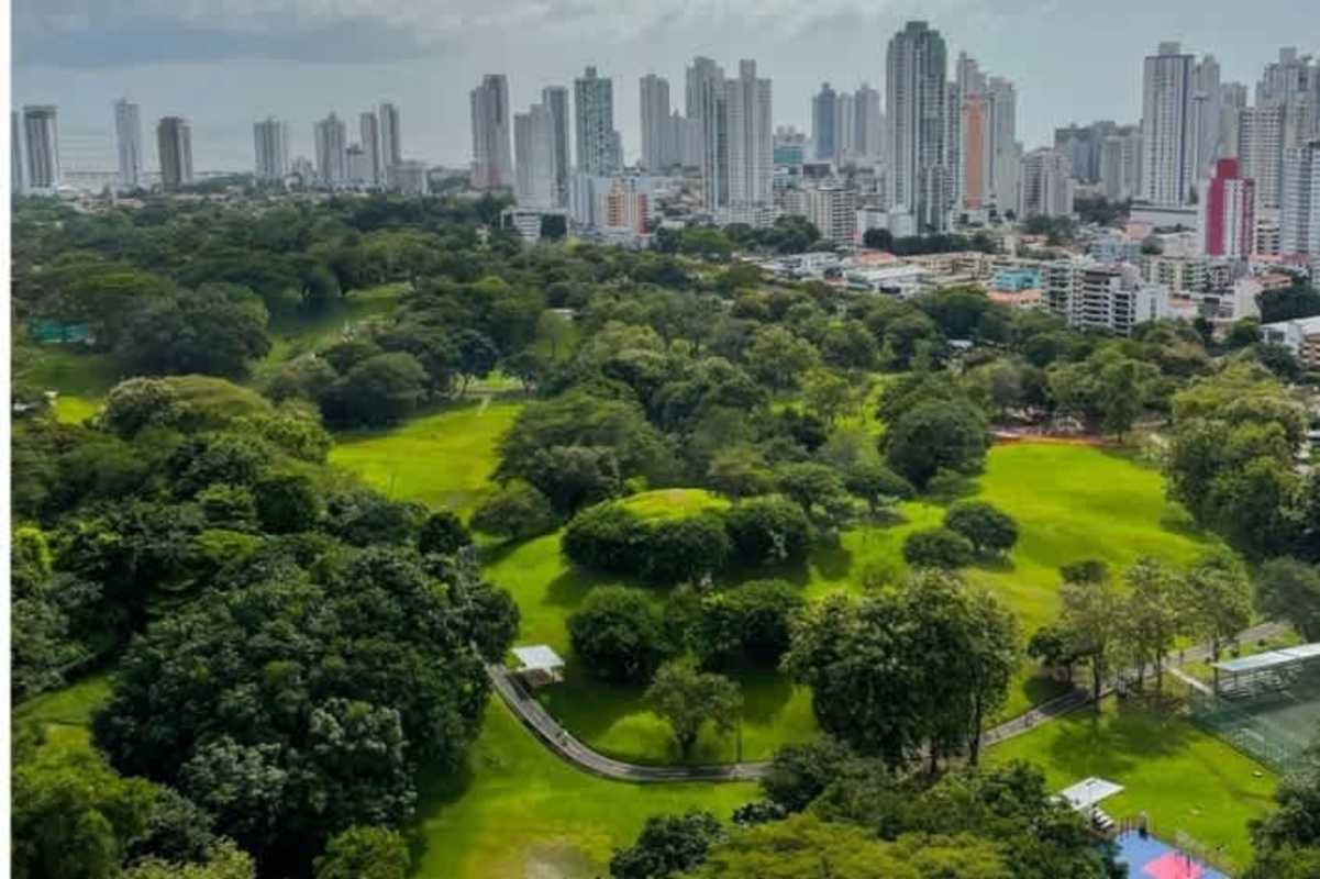 Indoor play area for children with city view PH Isabella Towers Carrasquilla Panama