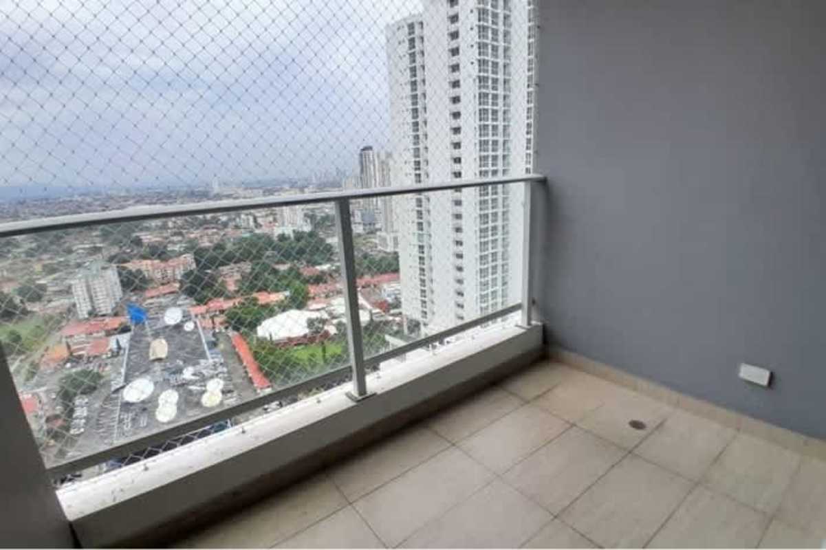 Large balcony with skyline views, glass safety railing in PH Mirador La Loma Hato Pintado Panama