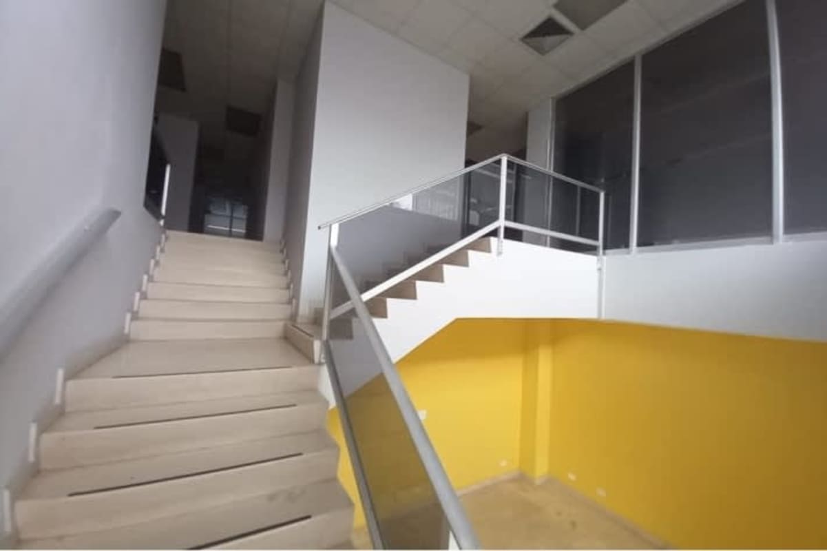 Open commercial office space with glass partitions PH Donando Bella Vista Panama City