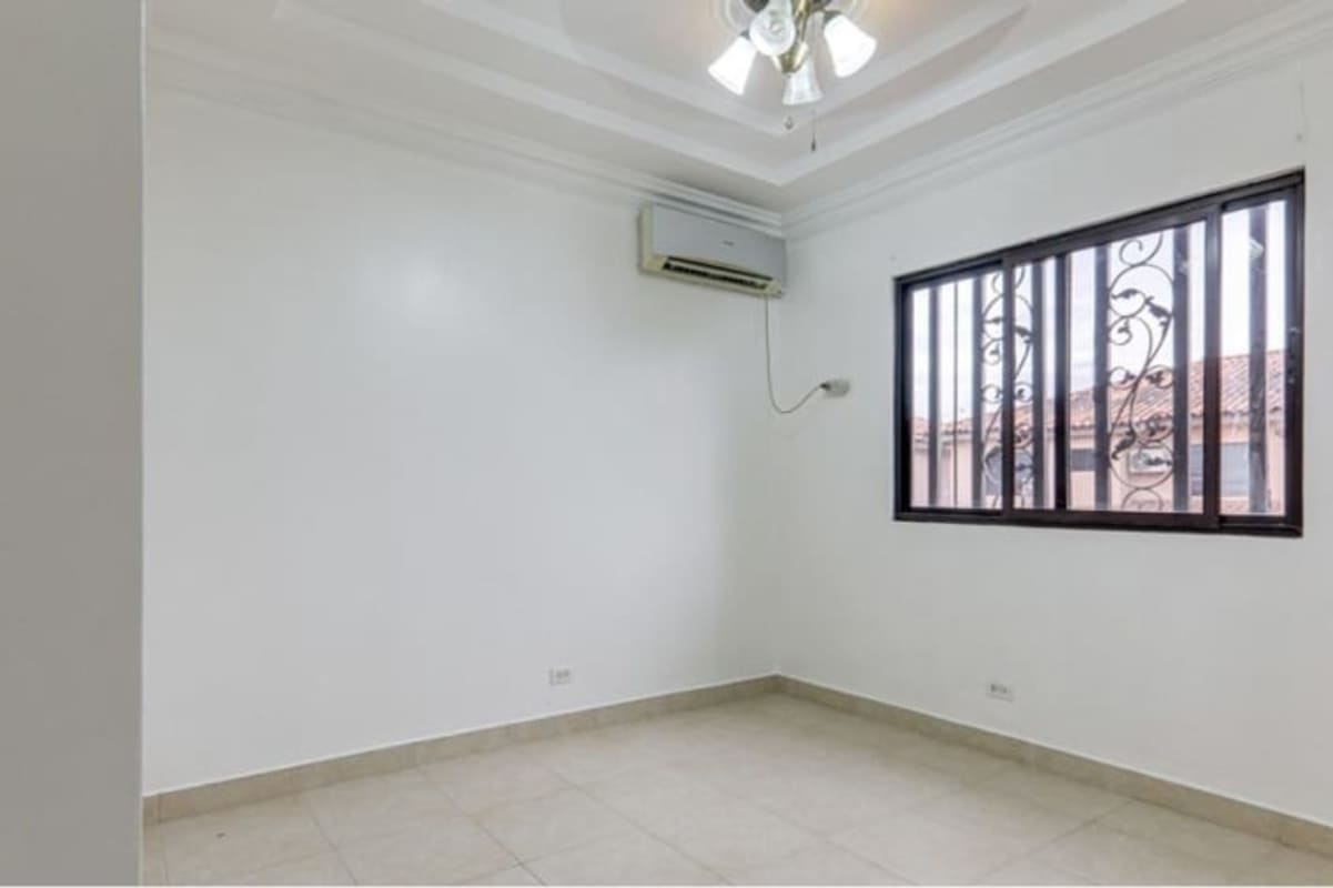 Duplex 3BR Toledo Plus in Versalles 1 Costa Sur Panama