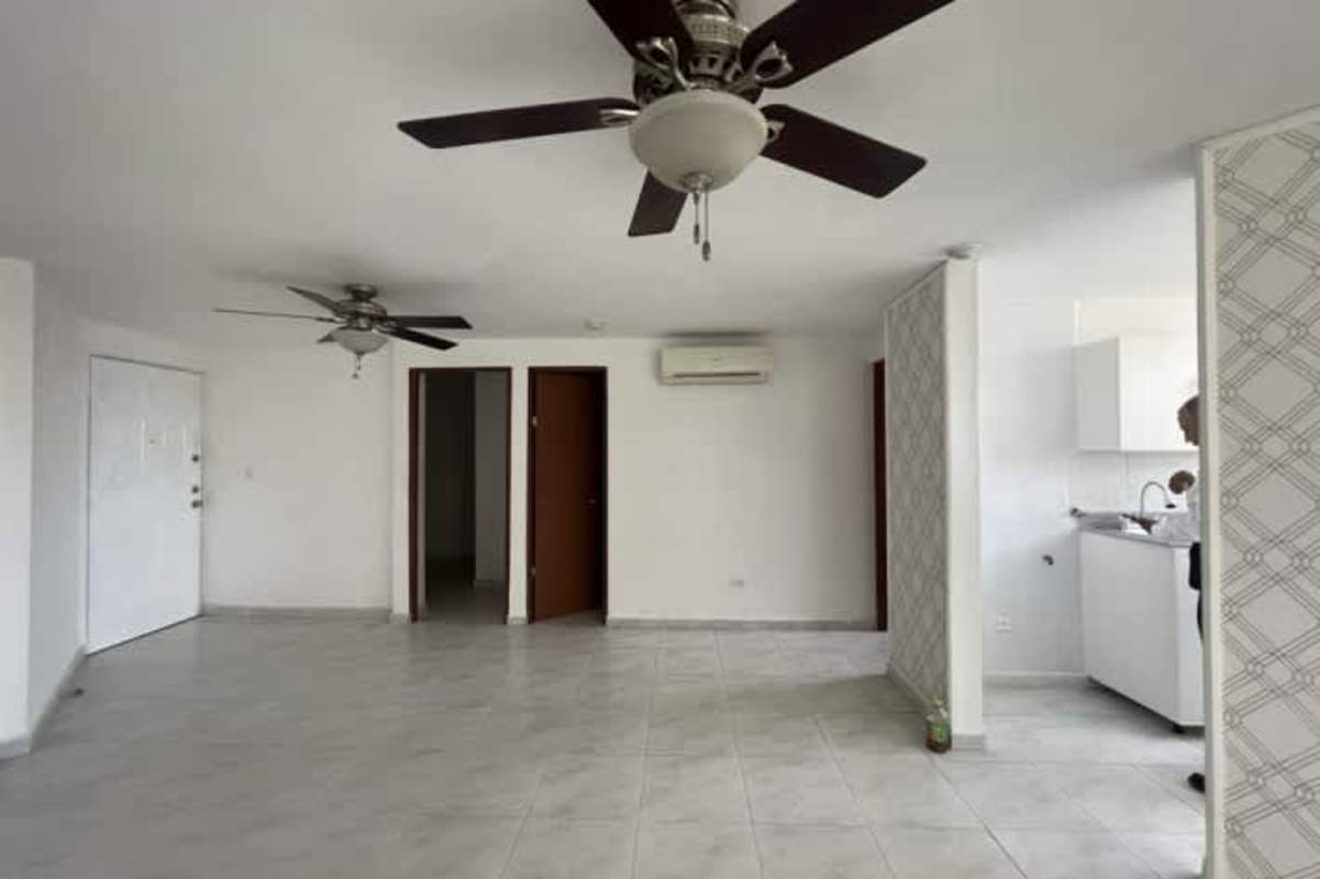 Gated residents swimming pool at Torres de Llano Bonito Panama City