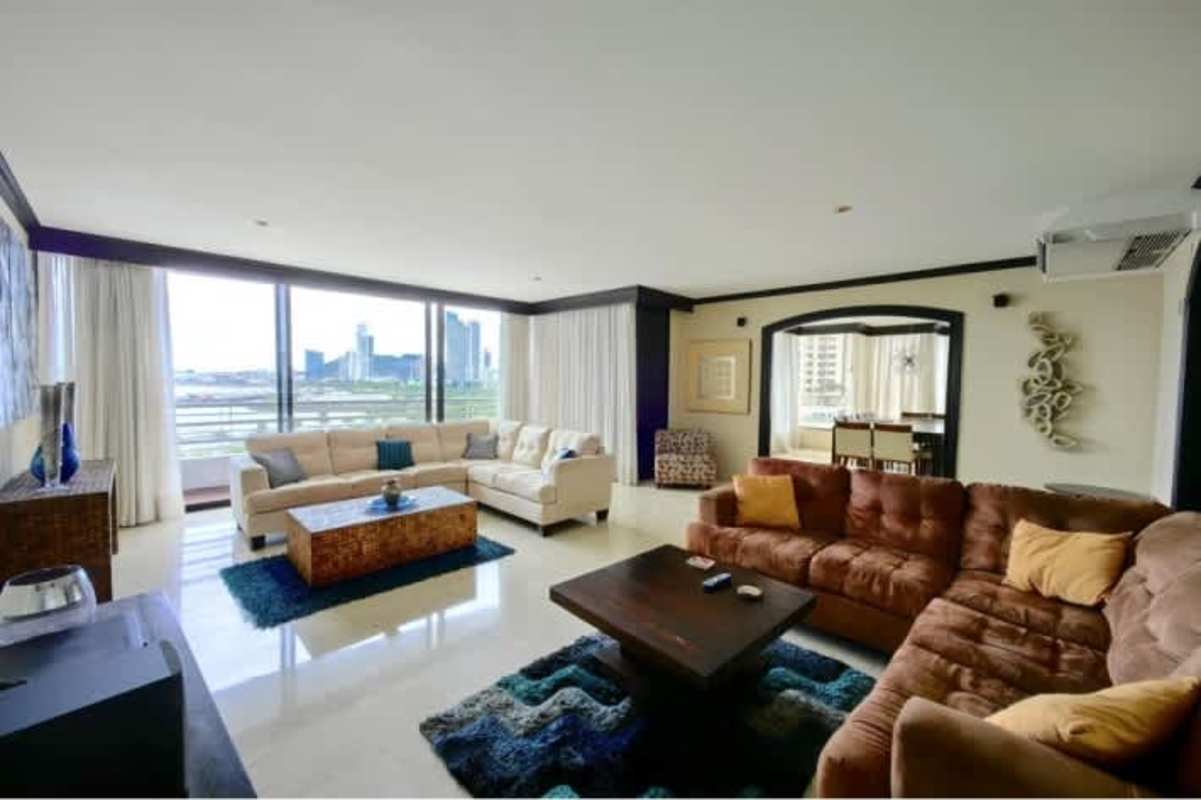 Marble floor living room with spectacular Pacific view at PH BICSA Tower Avenida Balboa