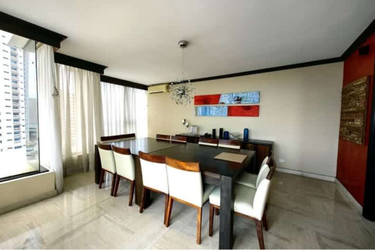 Traditional wood cabinetry kitchen with granite countertops at BICSA Tower Panama