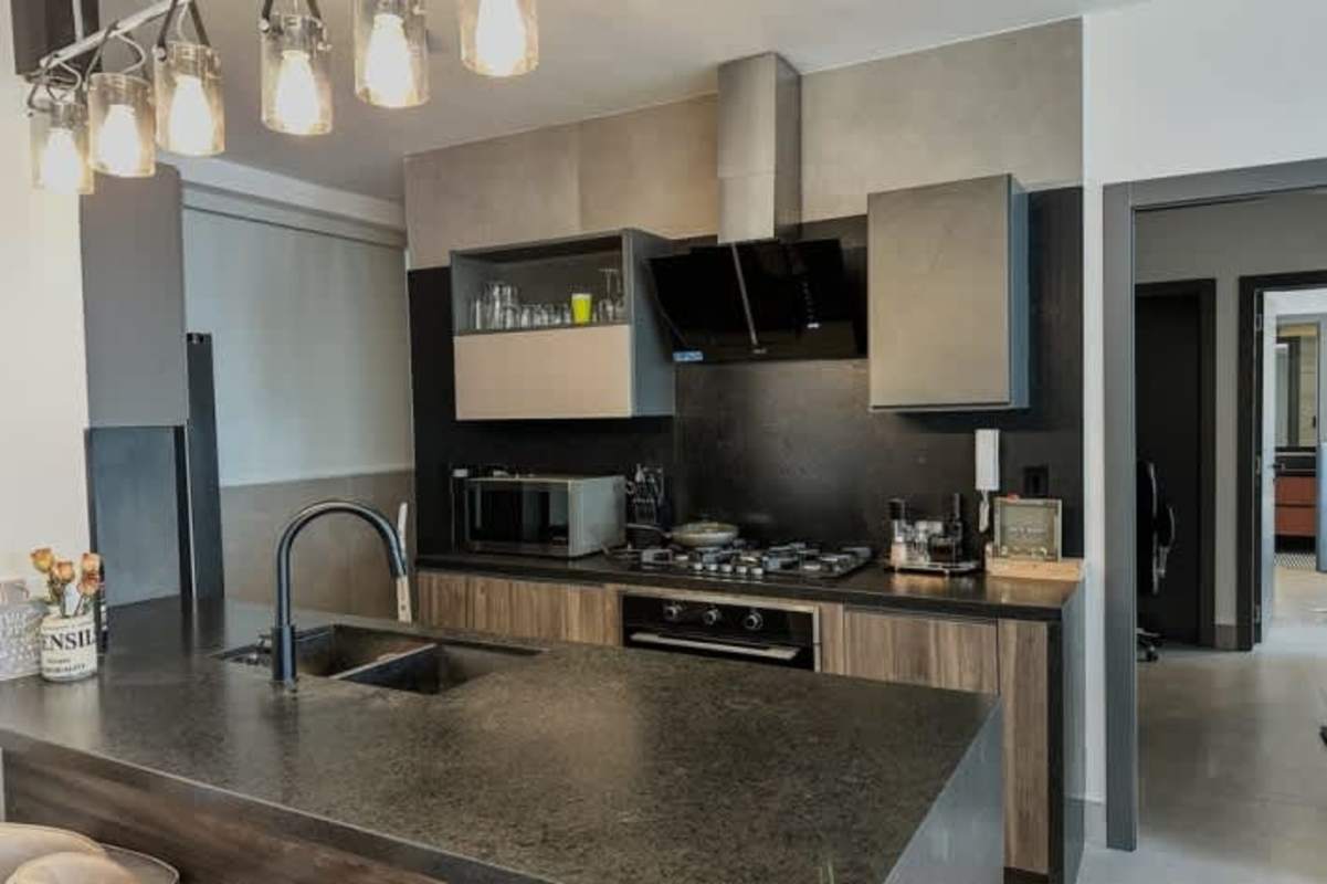 Luxury 3BR Apartment with Ocean View in Coco del Mar