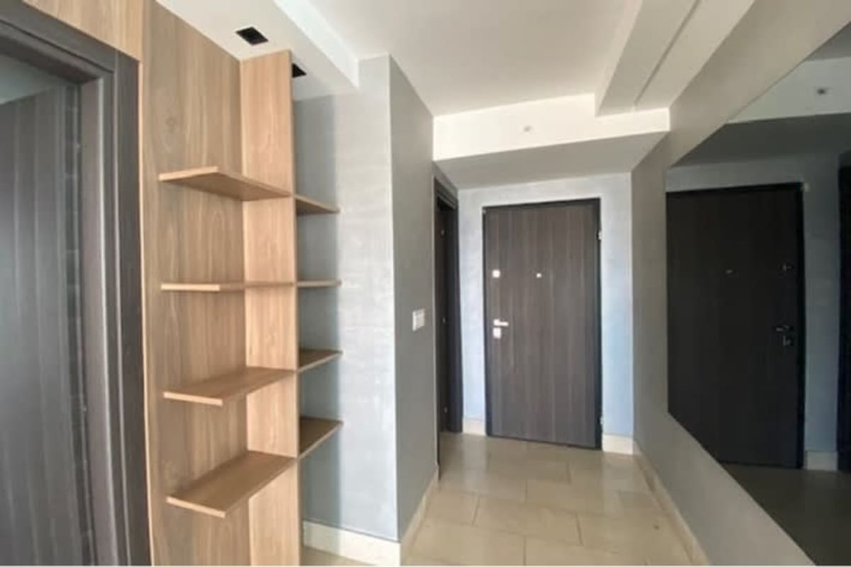 Luxury master bedroom with walk-in closet, large windows and ocean views PH Quartz Tower Panama