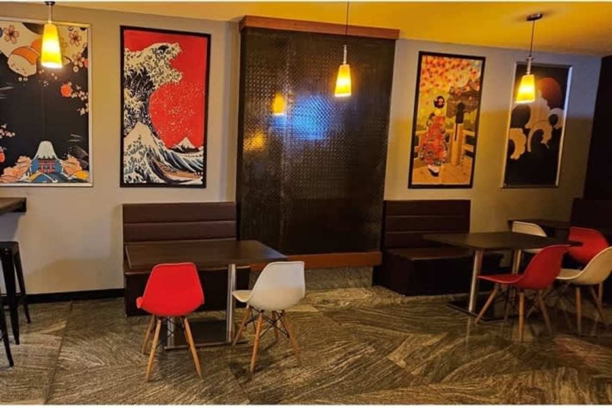 Fully fitted Japanese themed restaurant commercial lease Panama City Santa María