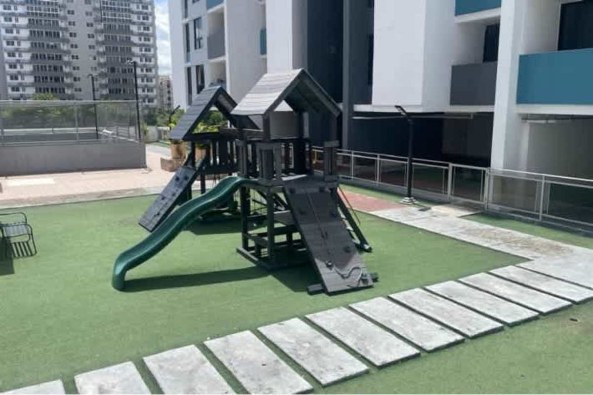 Gazebo and kids play area amenities Condado del Rey Panama