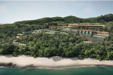 Luxury eco beachfront resort with pools, beach and lush tropics in Playa Venao