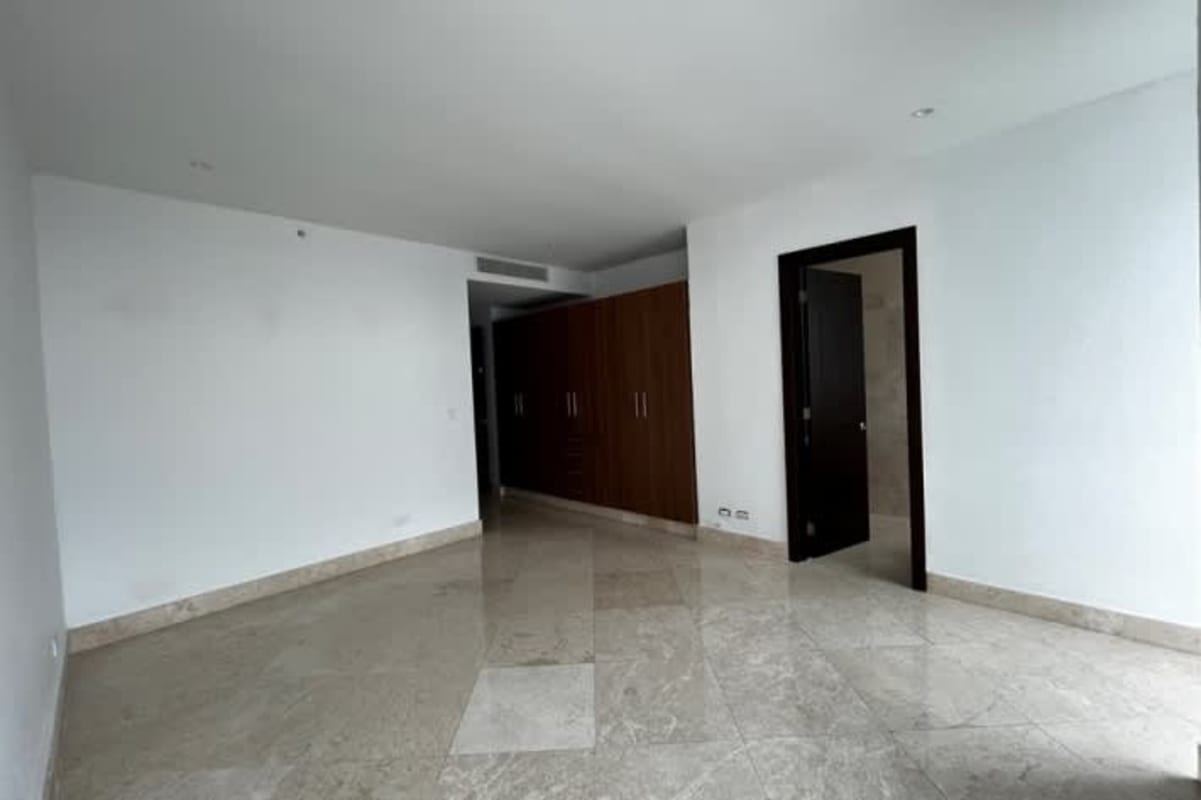 Bathroom with marble walls, modern sink and walk-in shower in PH The Venetian Punta Paitilla Panama