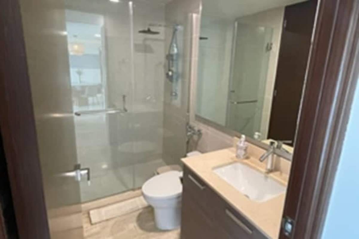 Modern bathroom with glass enclosed shower updated fixtures PH Costa del Este Panama
