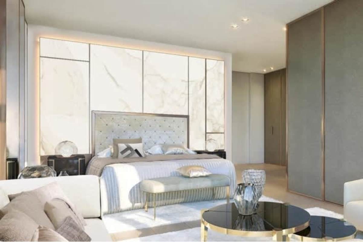 Elegant master bedroom with marble wall and luxury finishes PH La Maison Santa María Panama