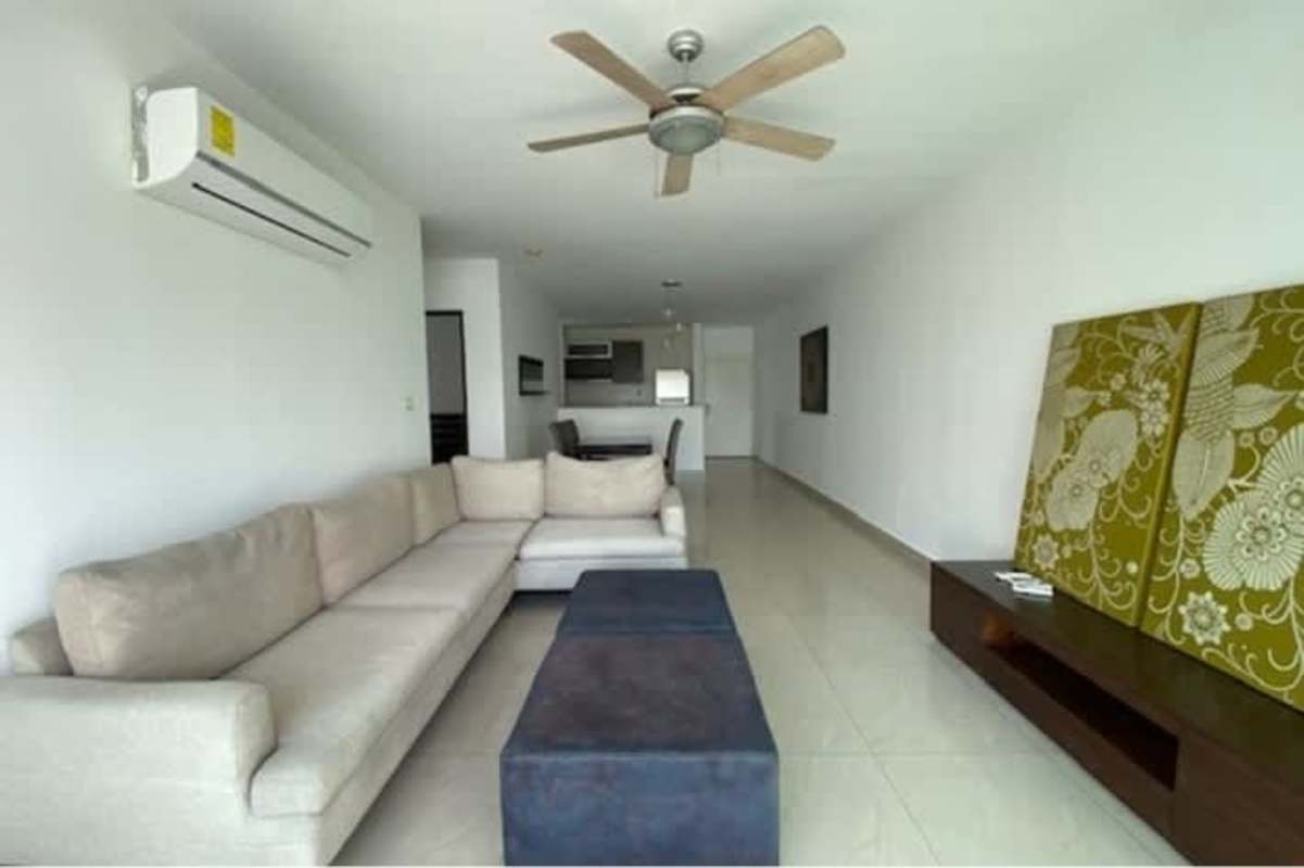 Master bedroom with large windows and ocean view in PH Marina Plaza Paitilla Panama