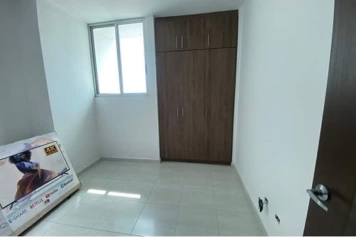 Dining space adjacent to kitchen in PH El Cangrejo apartment Panama