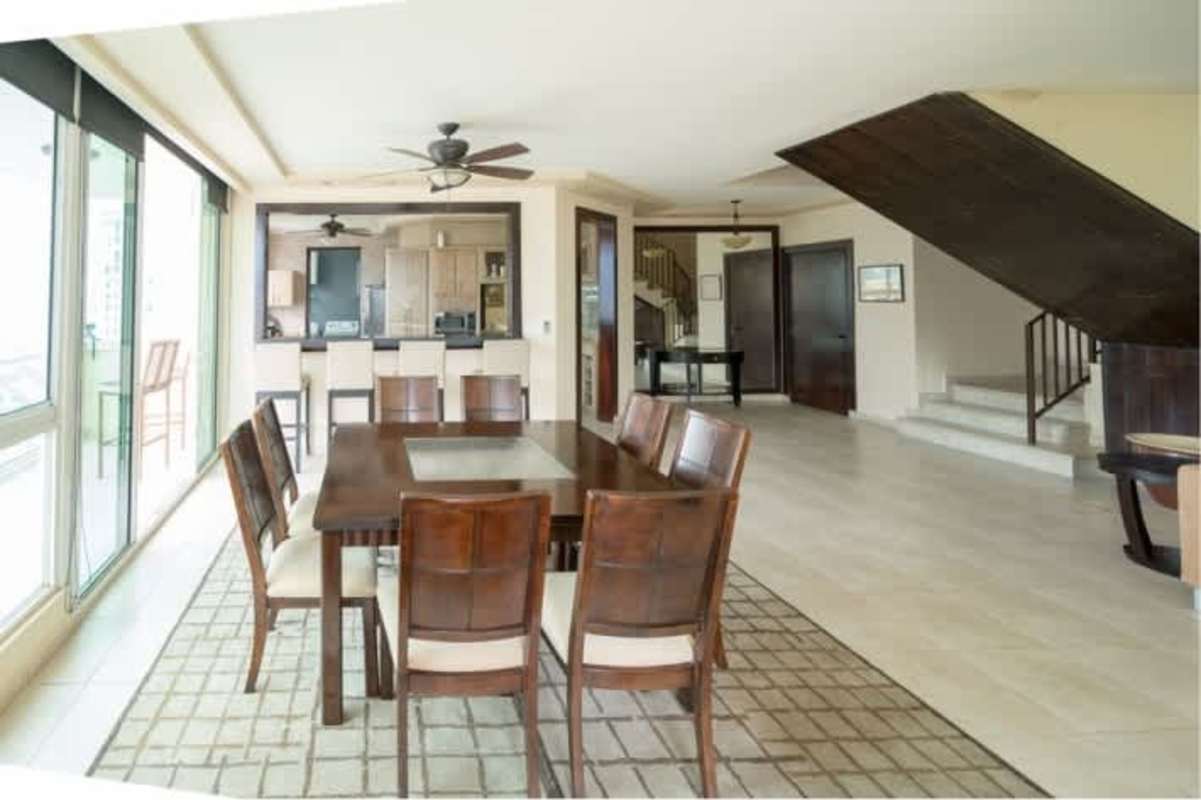 Spacious bedroom with large closet and natural light at Mystic Point Towers Punta Pacifica Panama