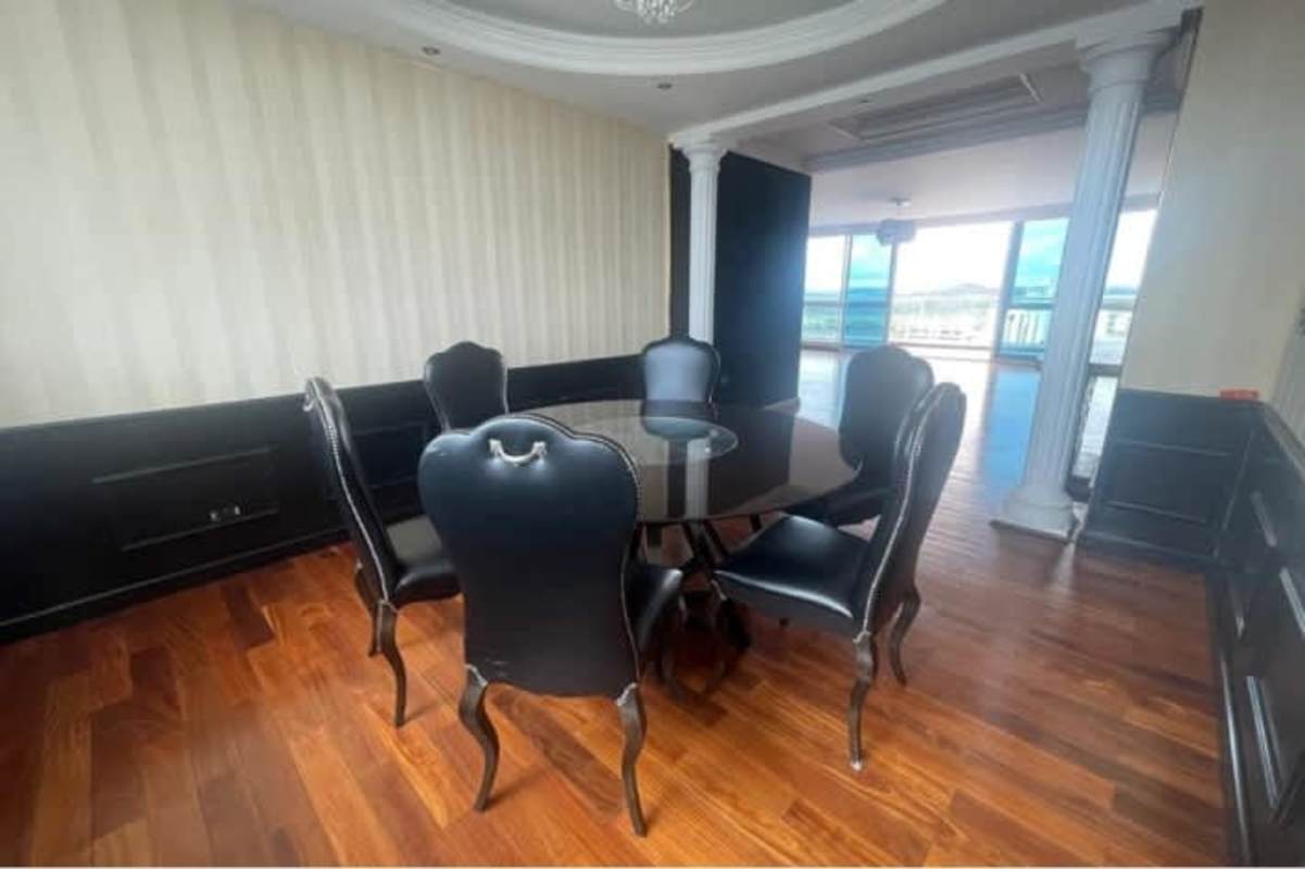 Kitchen featuring granite countertops, built-in oven, gas stove in penthouse El Cangrejo Tower