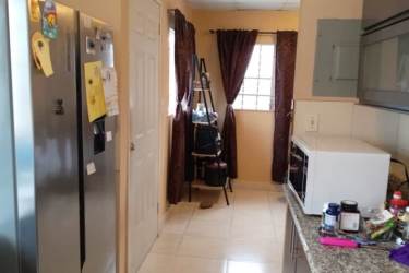 Granite countertop kitchen tile backsplash Costa Verde La Chorrera Panama