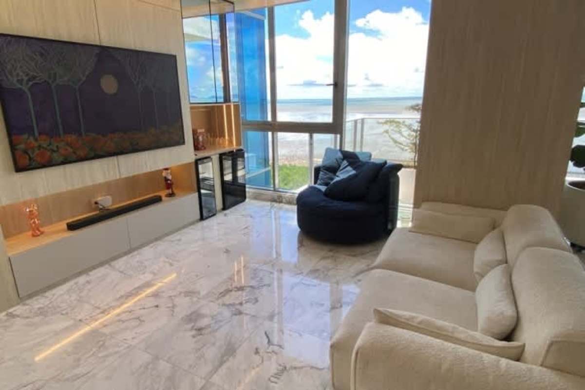 Dining room with panoramic ocean views marble floors PH Regalia Panama