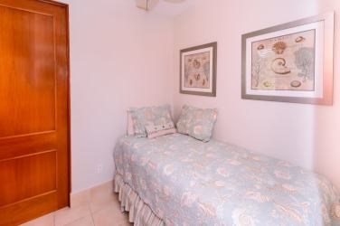 Small guest bedroom in colonial luxury apartment Buenaventura Panama
