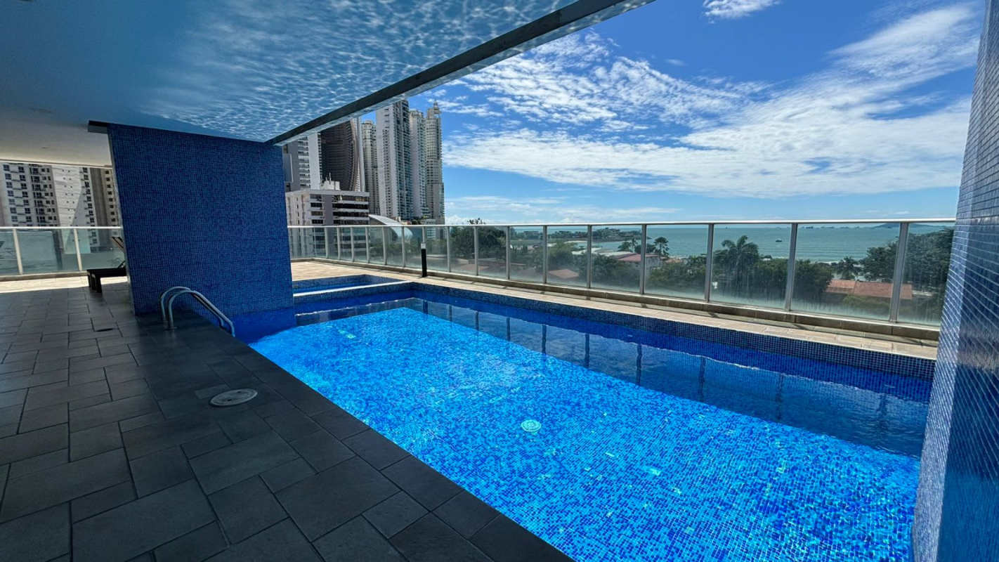Infinity rooftop pool with ocean and city skyline views at PH Ocean Sky Punta Pacifica