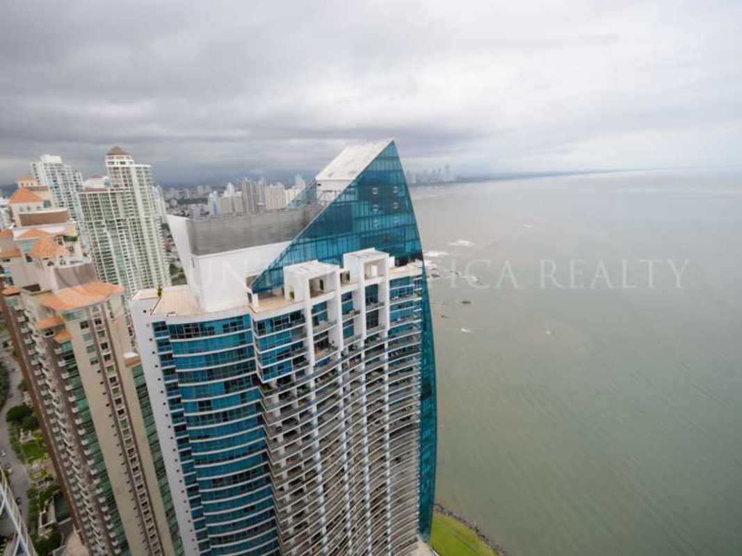 Iconic luxury waterfront tower JW Marriott The Ocean Club Punta Pacífica Panama