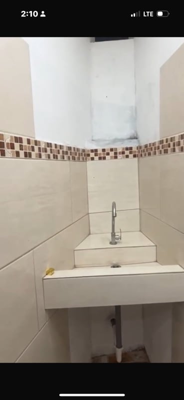 Warehouse 750m² for Rent at Rancho Café 24 de Diciembre