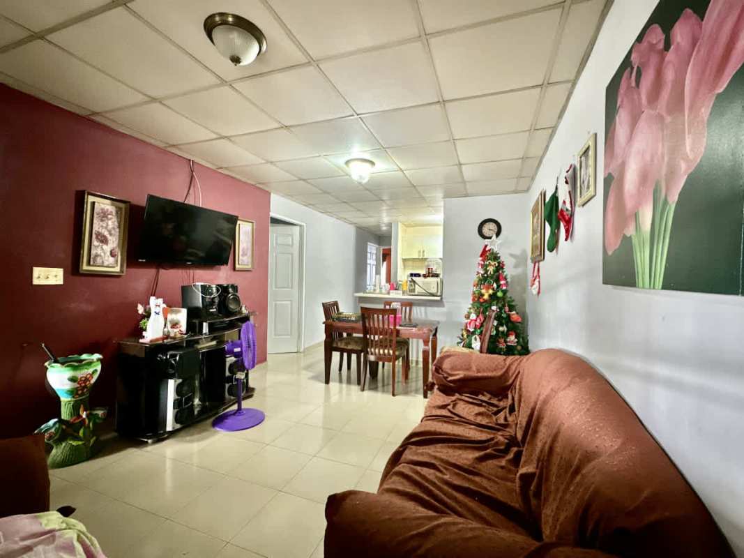 Bedroom with closet, curtains and tile floor Panama City affordable home