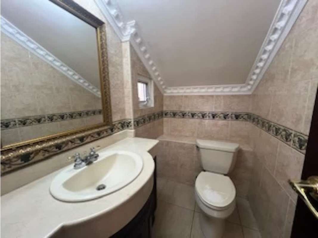 Luxury gourmet kitchen granite countertops, custom cabinets, double sink PH Costa Dorada Santa Maria Panama