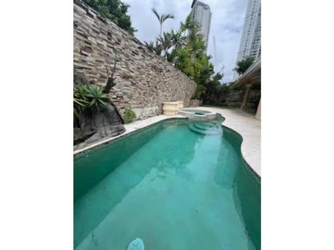 Spacious bedroom with wood flooring, chandelier, built-in closet, AC PH Costa Dorada Santa Maria Panama