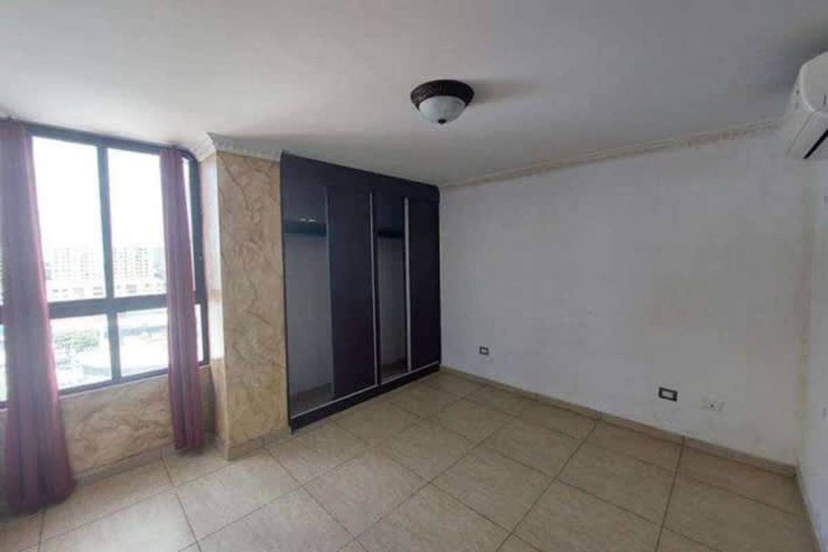 Simple bedroom with window tile floor AC PH Condado Country Club Panama City