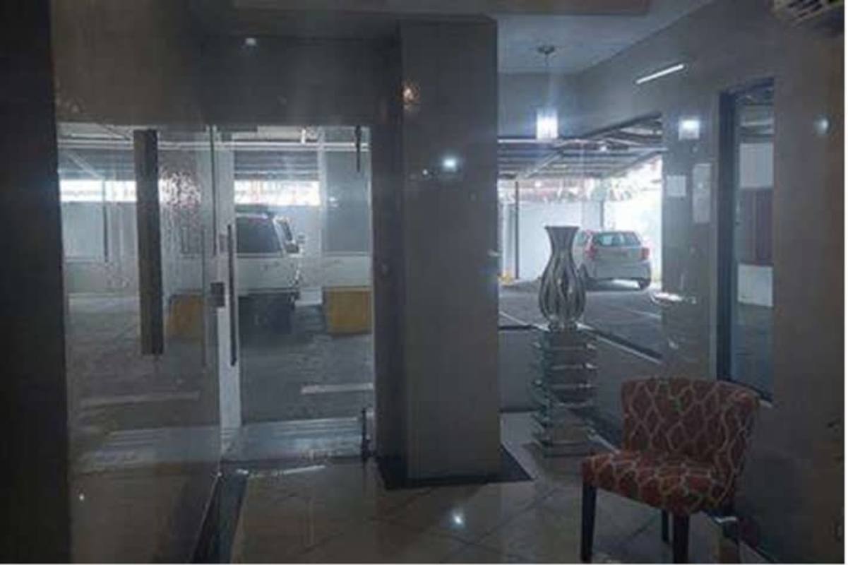 Apartment playground with outdoor gazebo at Condado del Rey Panama