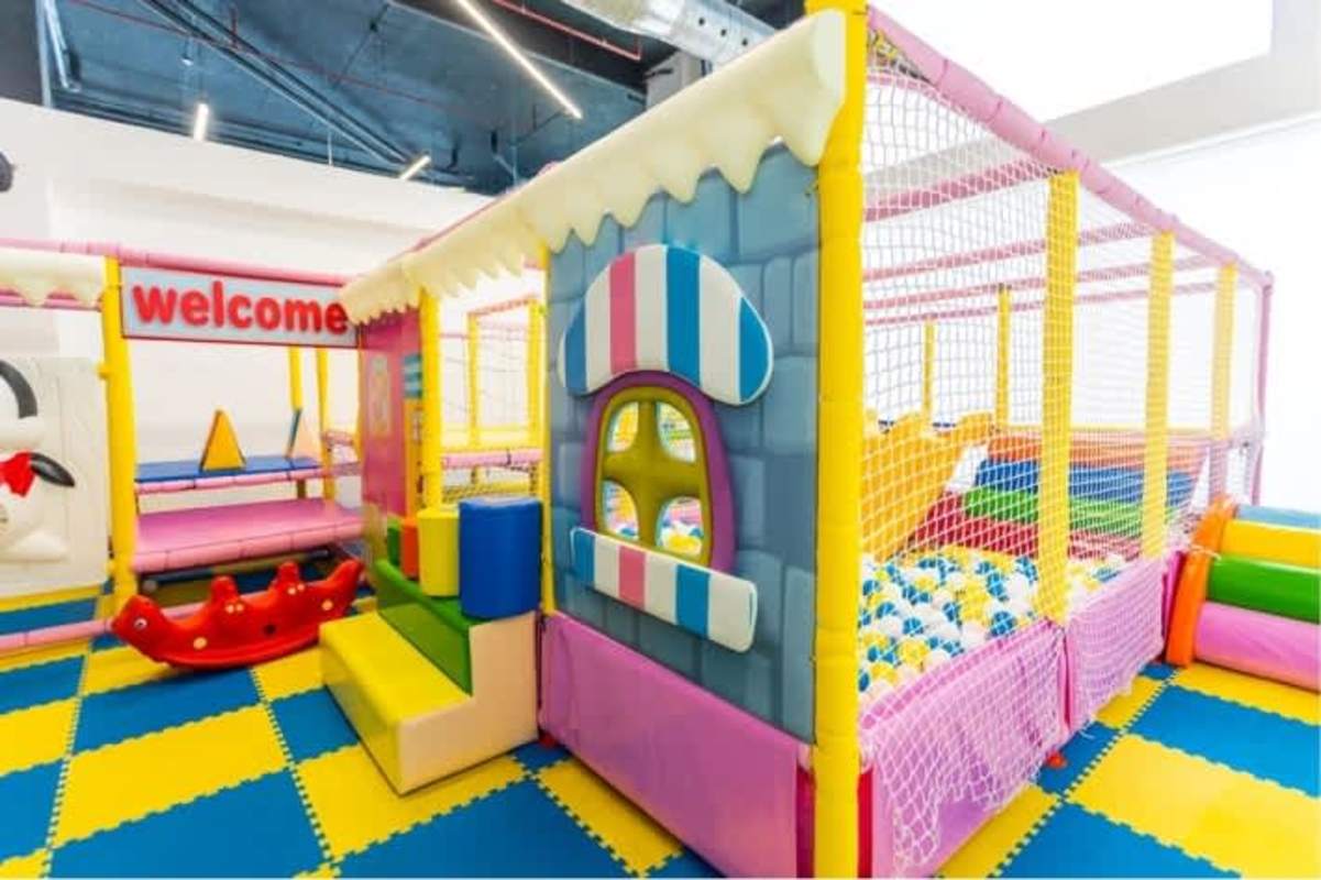 Community rooftop terrace Sky Lounge with lounge seating and skyline views PH Atrium Tower Panama City