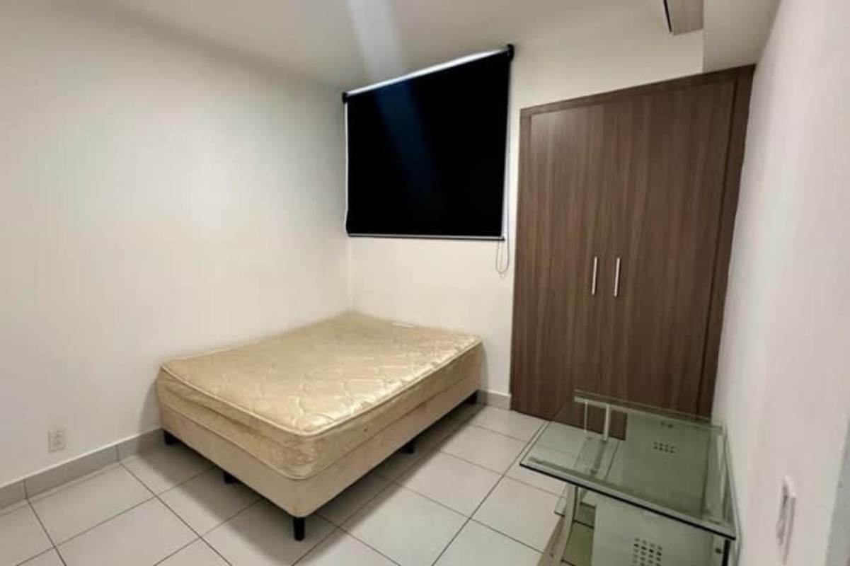 Bedroom with mattress, wardrobe, black blinds PH ILO Pedregal apartment