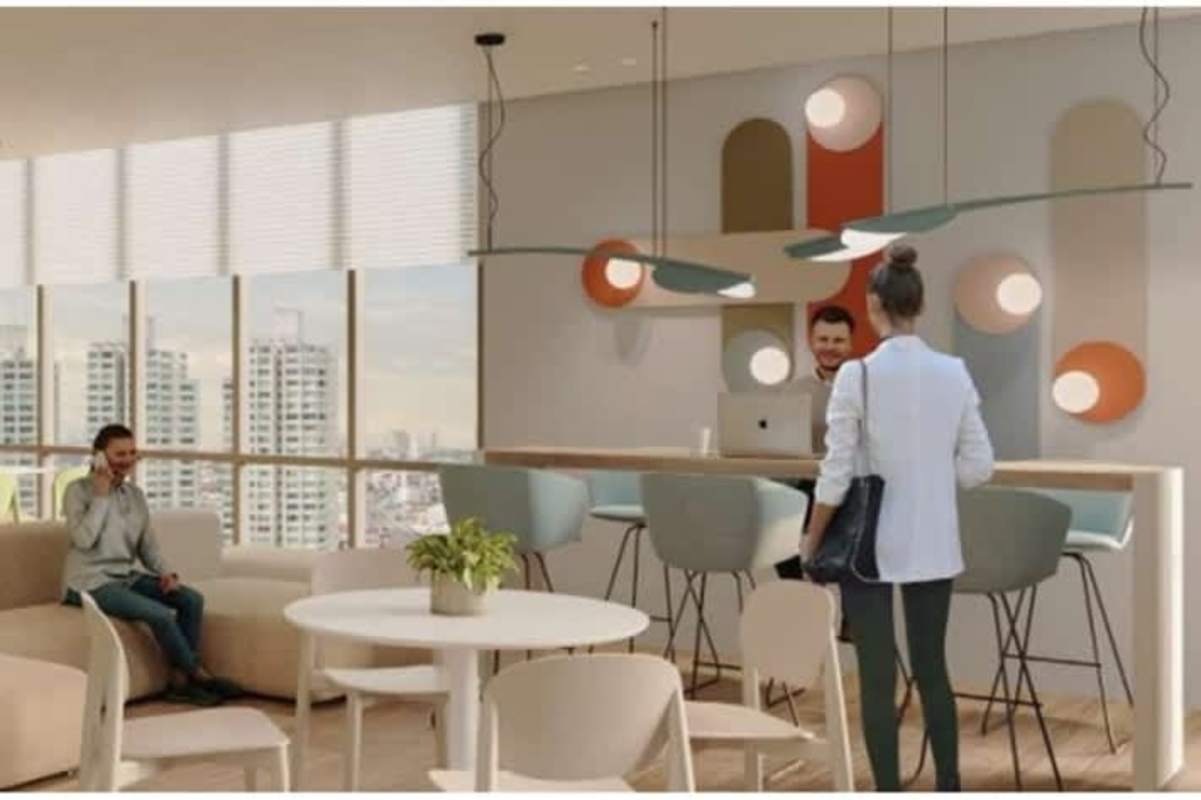 Urban lounge coworking space with large windows and city views PH Park City Edison Park Betania Panama