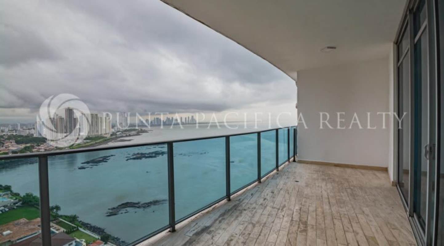 Balcony city and ocean skyline glass railing highrise Grand Tower Punta Pacifica