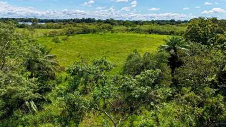 Flat pasture land with surrounding greenery ideal for farming in Panama