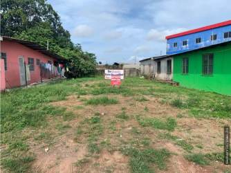 Vacant plot for business projects Barrio Balboa La Chorrera affordable land Hola Realty