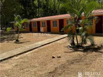 Multiple guest lodging rooms in rural estate Rio Hato Panama