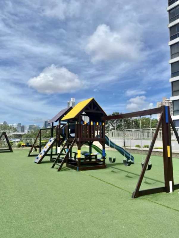 Swimming pool with sun terrace, relaxation area in PH San Francisco Bay Panama