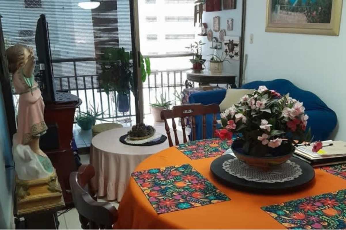 Classic kitchen with granite countertops in luxury Coco del Mar apartment Panama