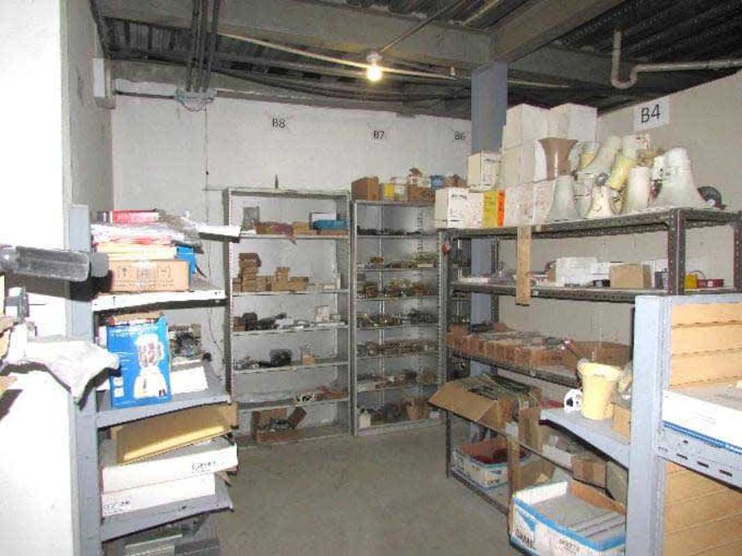 Commercial Property with Warehouse in Hato Pintado 12 de Octubre