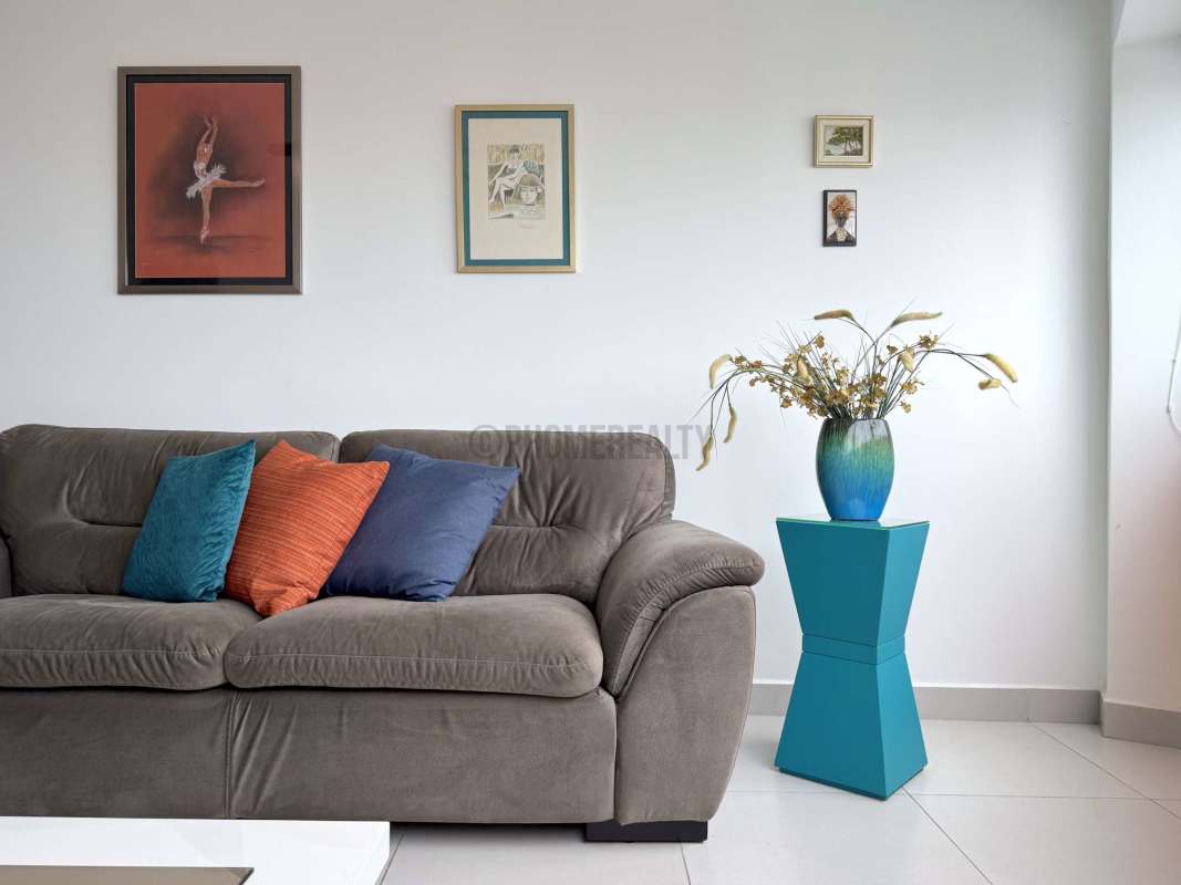 Fully equipped kitchen with granite countertops at PH San Francisco City Panama