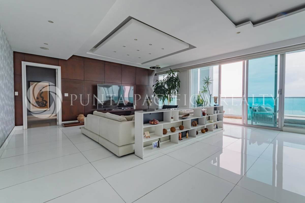 Luxurious master suite with large windows, ocean views, ensuite bath Ocean One Costa del Este Panama