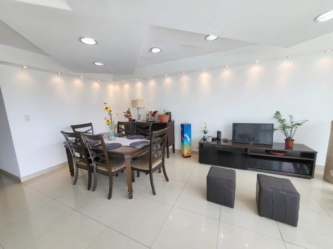 Modern open kitchen dining space with large windows PH Pine Hill Clayton Panama