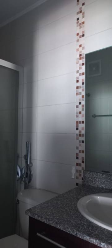 Bedroom with builtin closet, split AC and city view in PH Lefevre 75 Panama