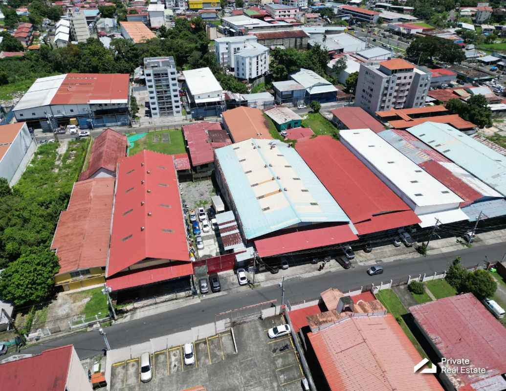 Mixed residential and commercial neighborhood with warehouses in Rio Abajo Panama