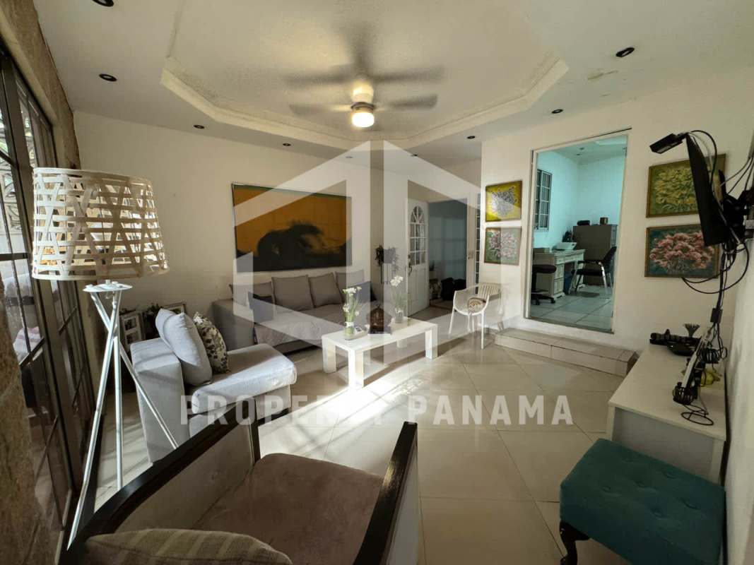 Room with closet tile flooring and window in Panama City house for sale San Francisco