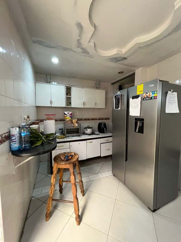 Contemporary bathroom with jacuzzi tub, double sinks and modern tiles Villa de Las Fuentes Panama
