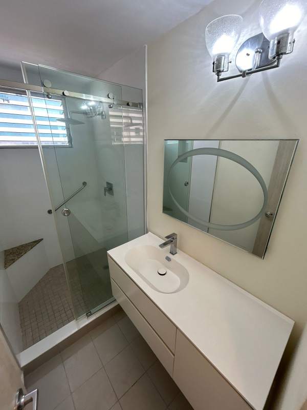 Bright master bedroom walk-in closet, ensuite bath in PH Villa de las Fuentes Tumba Muerto Panama